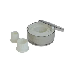 De Buyer Box of 9 Fluted Round Pastry Cutters