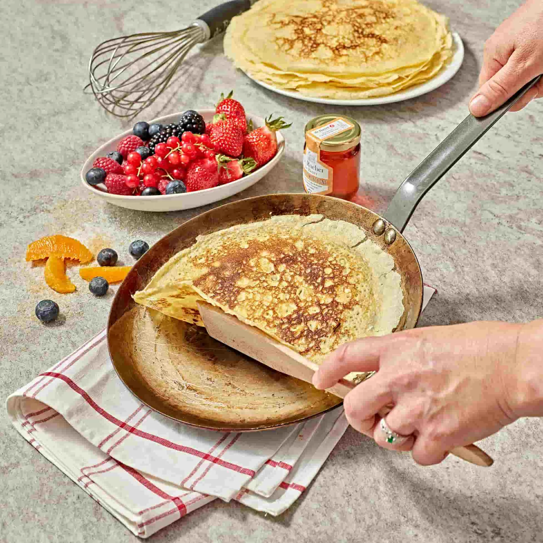 De Buyer Mineral B Crepe Pan, 24cm