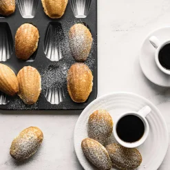 De Buyer Non-Stick Madeleine Tray