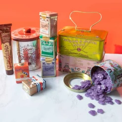 Leone Peppermint Candies In Classic Tin, 30g