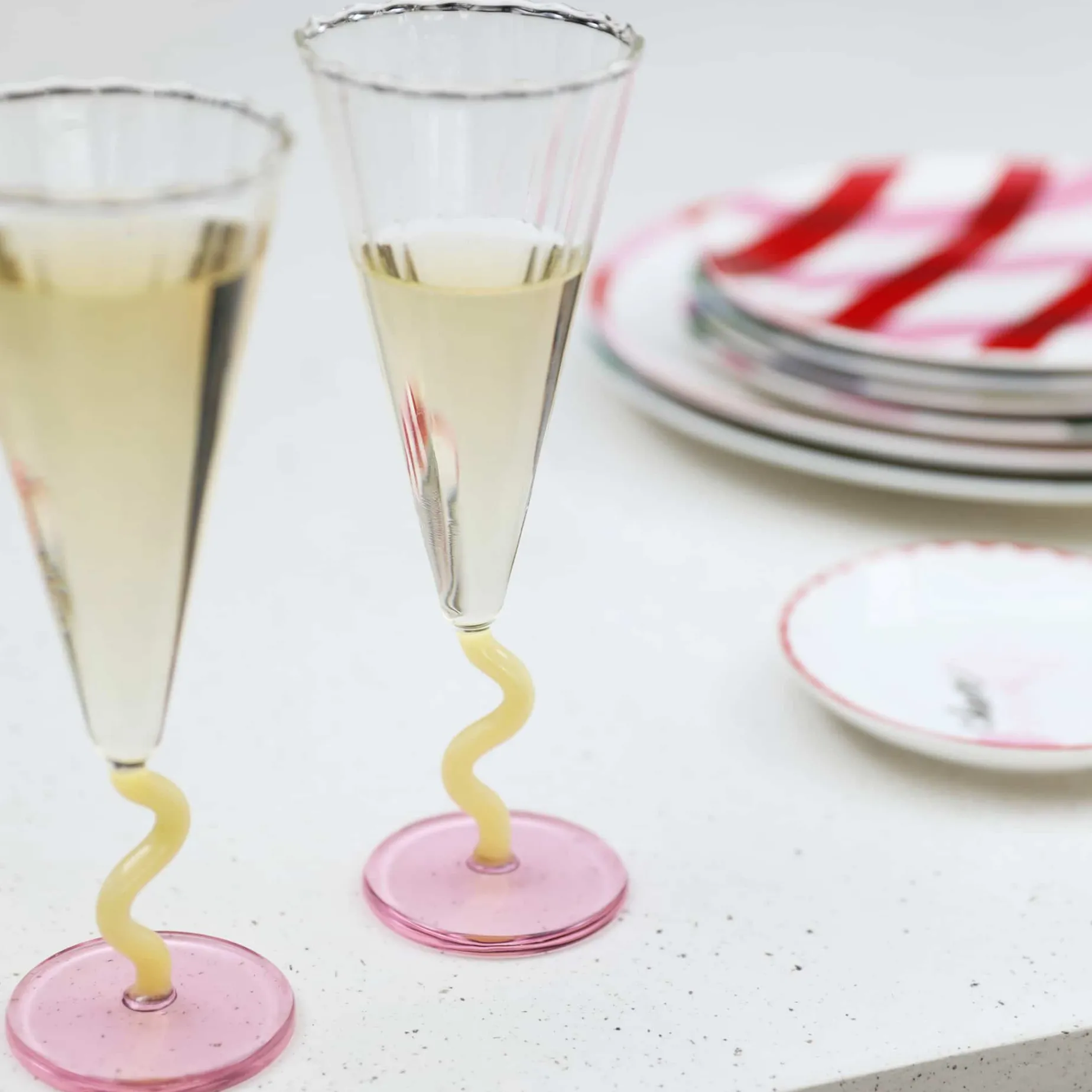 Set of 2 Yellow Stem Champagne Flutes, 180ml