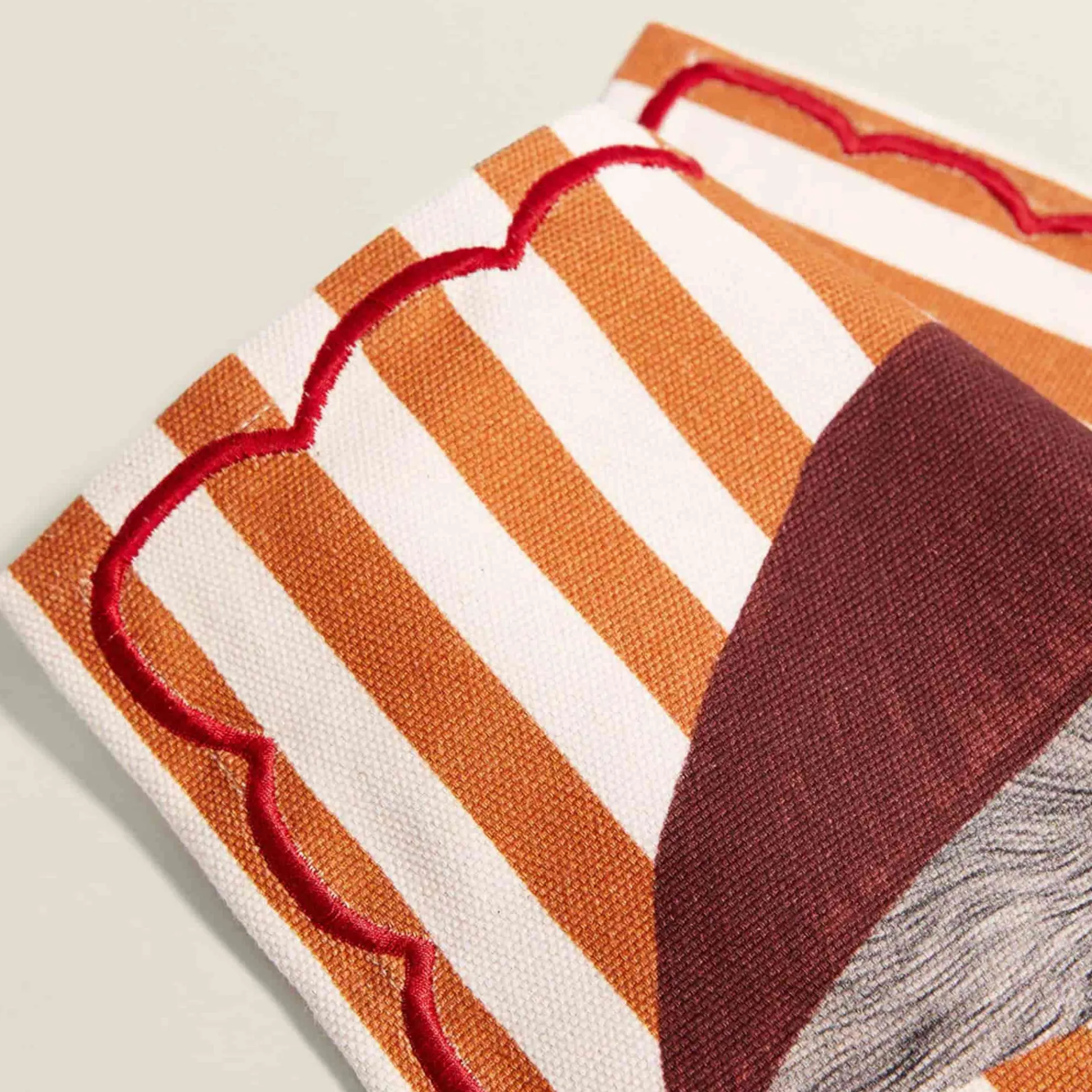 The Platera Striped Shiitake Mushroom Cotton Placemat