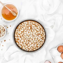 USA Pan 3 Piece Round Cake Pan Set