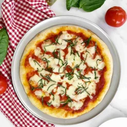 USA Pan Wide Rim Pizza Pan, 12"